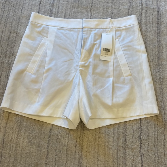 New, with tags, Vince white shorts - Picture 1 of 1